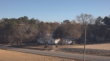 Weather camera view of Overshot NC.