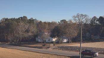 Weather camera view of Overshot NC.