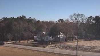 Weather camera view of Overshot NC.