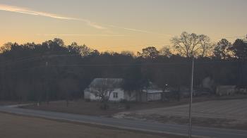 Weather camera view of Overshot NC.