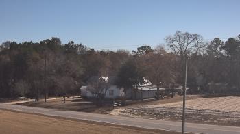 Weather camera view of Overshot NC.