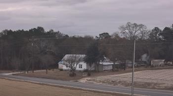 Weather camera view of Overshot NC.