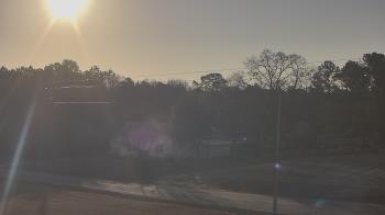 Weather camera view of Overshot NC.