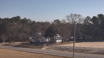 Weather camera view of Overshot NC.