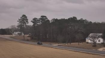 Weather camera view of Overshot NC.