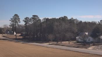 Weather camera view of Overshot NC.