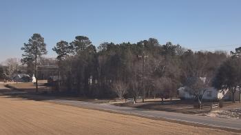 Weather camera view of Overshot NC.