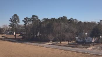 Weather camera view of Overshot NC.