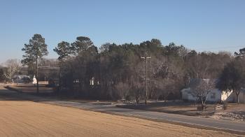 Weather camera view of Overshot NC.