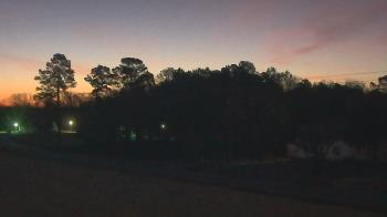 Weather camera view of Overshot NC.