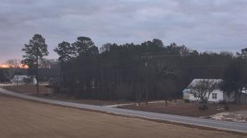 Weather camera view of Overshot NC.