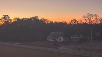 Weather camera view of Overshot NC.