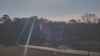 Weather camera view of Overshot NC.