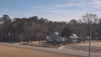 Weather camera view of Overshot NC.