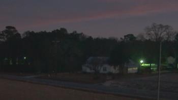 Weather camera view of Overshot NC.