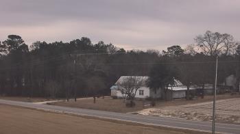 Weather camera view of Overshot NC.