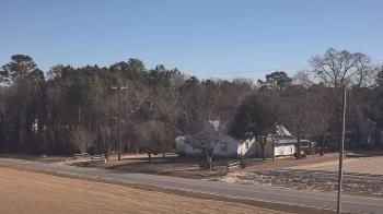 Weather camera view of Overshot NC.