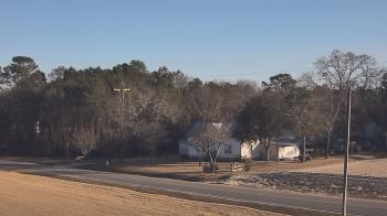 Weather camera view of Overshot NC.