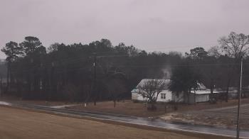 Weather camera view of Overshot NC.