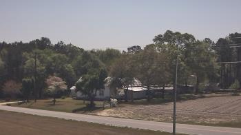 Weather camera view of Overshot NC.