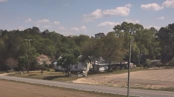 Weather camera view of Overshot NC.