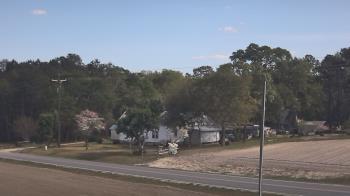 Weather camera view of Overshot NC.