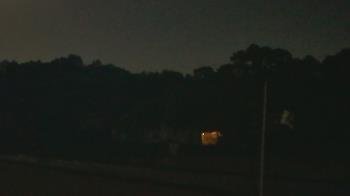 Weather camera view of Overshot NC.