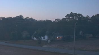 Weather camera view of Overshot NC.