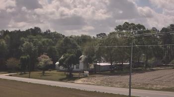 Weather camera view of Overshot NC.