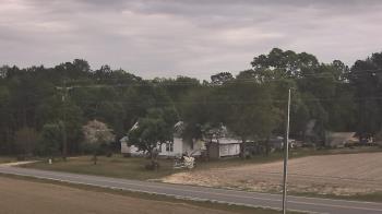 Weather camera view of Overshot NC.