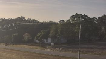 Weather camera view of Overshot NC.