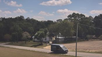 Weather camera view of Overshot NC.