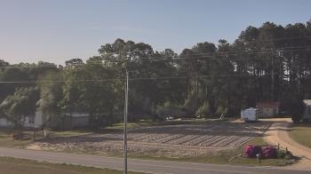 Weather camera view of Overshot NC.