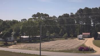 Weather camera view of Overshot NC.