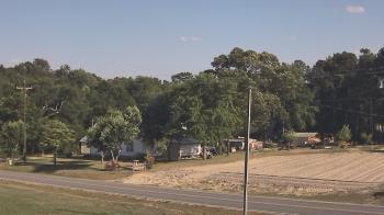 Weather camera view of Overshot NC.