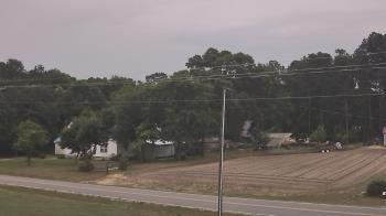 Weather camera view of Overshot NC.