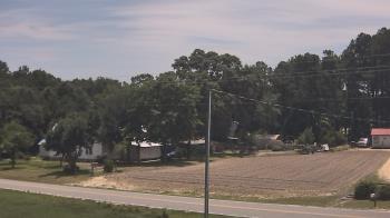 Weather camera view of Overshot NC.