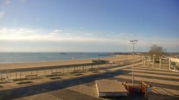 Weather camera view of Ocean Beach Park.
