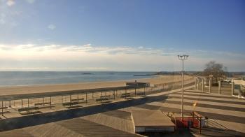 Weather camera view of Ocean Beach Park.