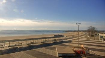 Weather camera view of Ocean Beach Park.