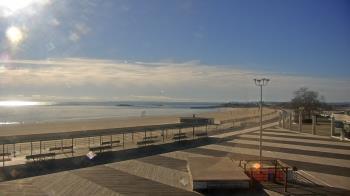 Weather camera view of Ocean Beach Park.