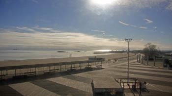 Weather camera view of Ocean Beach Park.