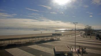 Weather camera view of Ocean Beach Park.