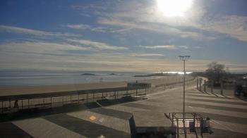 Weather camera view of Ocean Beach Park.