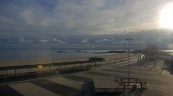 Weather camera view of Ocean Beach Park.