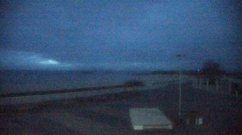 Weather camera view of Ocean Beach Park.
