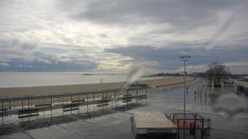 Weather camera view of Ocean Beach Park.