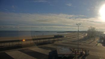 Weather camera view of Ocean Beach Park.