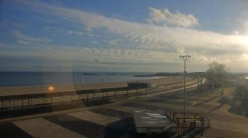 Weather camera view of Ocean Beach Park.