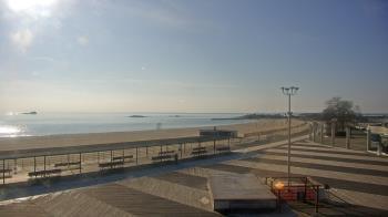 Weather camera view of Ocean Beach Park.